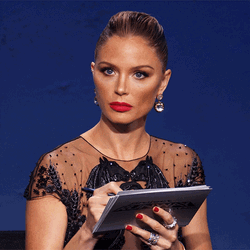 Pretty Girl Take Notes GIF