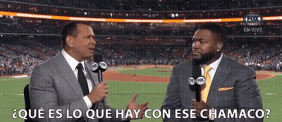 Que Es Lo Que Hay Con Ese Chamaco Como Lo Vez GIF