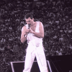 Queen Freddie Mercury Singing Live Show Vocals