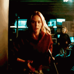 Quiet Place Evelyn Abbott Come Signal GIF