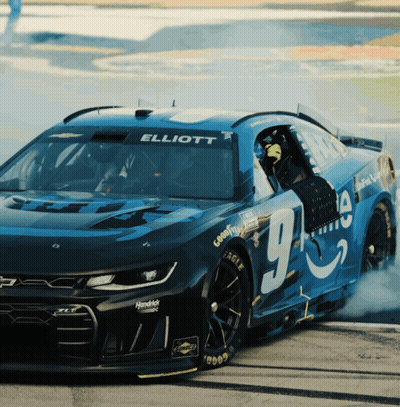 Race Car With Number 9 GIF