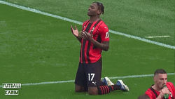 Rafael Leão Pray GIF