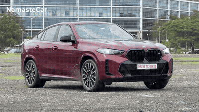Red BMW With License Plate HR 98 TC 004 Y GIF