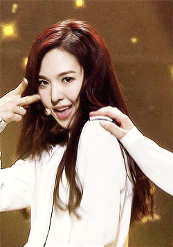 Red Velvet Wendy Peace Sign GIF