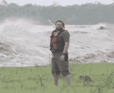 Richard Pororoca GIF