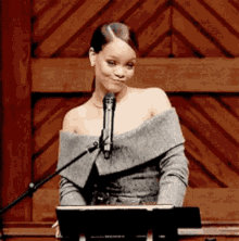 Rihanna With Confident Attitude