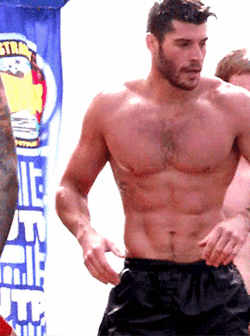 Robbie Skibicki Hot GIF