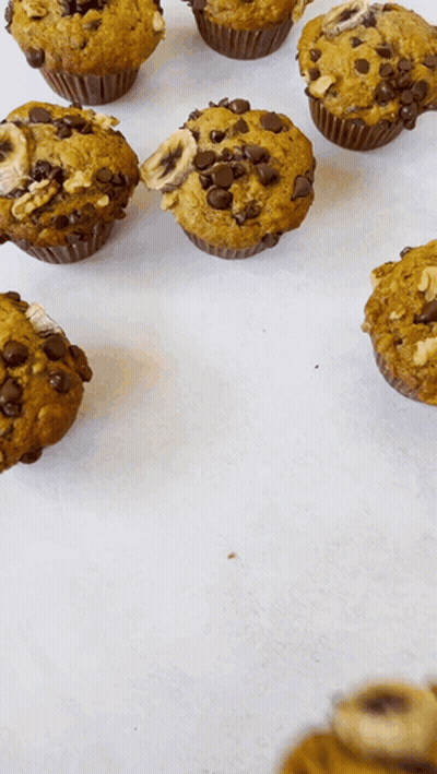 Robot Named Willliply GIF