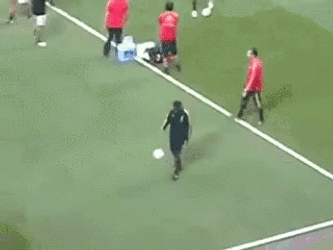 Ronaldinho Show Up Player During Warm Up GIF