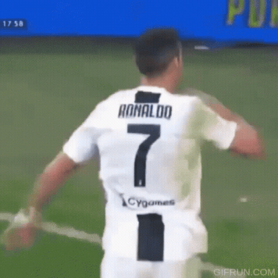 Ronaldo White Jersey Number 7 GIF