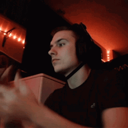 Ryan Luza Cracking Knuckles GIF