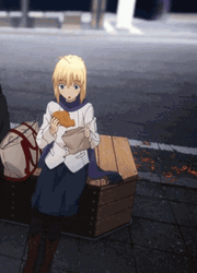 Saber Artoria Pendragon Fate Stay Eating Bread GIF