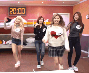 Sana Momo GIF