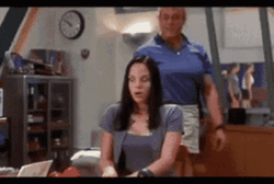 Scary Movie Scared Cindy Anna Faris GIF