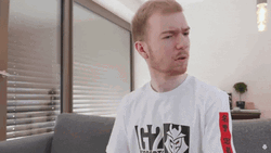 Scratching Head I'm Confused G2 Esports GIF