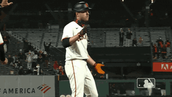 Sf Giants Evan Longoria Clapping GIF