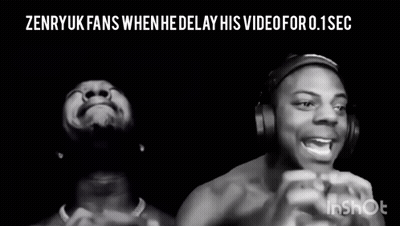 Shirtless Man With Headphones Zenryuk Fans When He Delay Video 0.1 Sec GIF