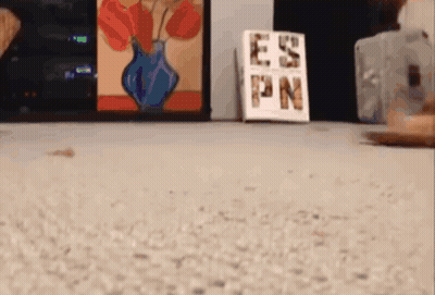 Sign Saying Es Pn On Floor GIF