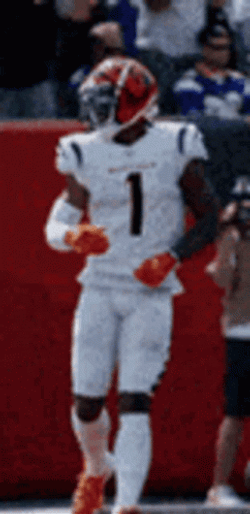 Signature Dance Ja'marr Chase GIF