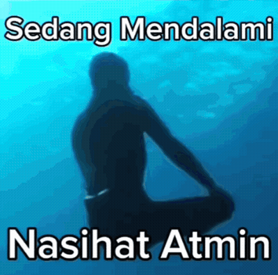 Silhouette Of Man In Water Sedang Mendalami Nasihat Atmin GIF