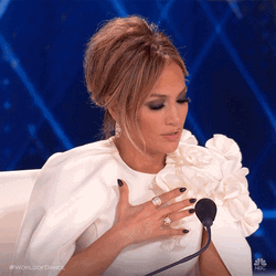 Singer Jennifer Lopez Heart Pumping Dance
