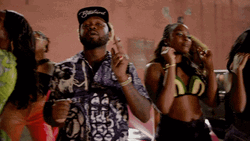 Singer Kranium Sexy Ladies In Dancehall GIF