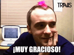 Singer Travis Fran Healy Muy Gracioso Jajajaja Laugh GIF