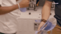 Sneaker Converse Construction GIF