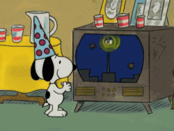 Snoopy Vintage TV Box GIF