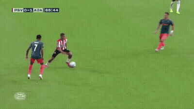 Soccer Game on Gifgari.com Screen