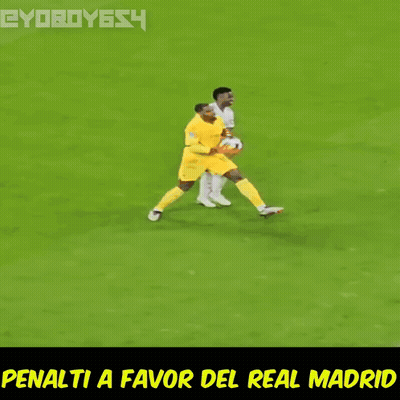 Soccer Game Penalti A Favor Del Real Madrid GIF