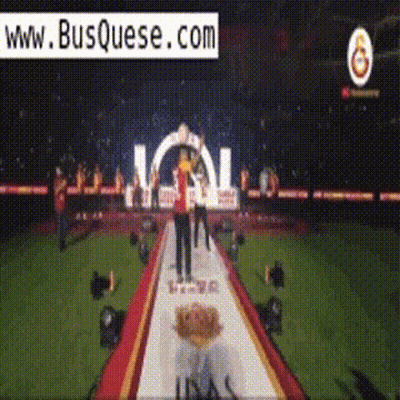 Soccer Game Screenshot With Busquese.com GIF