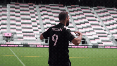 Soccer Player Higuain On Shirt Back GIF