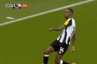 Soccer Player In Black And White Jersey Saying Pela GIF