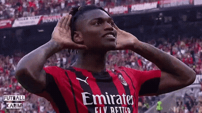Soccer Player In Emirates Jersey GIF