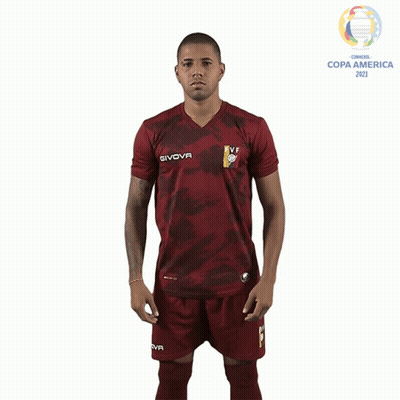 Soccer Player In Givova Jersey GIF