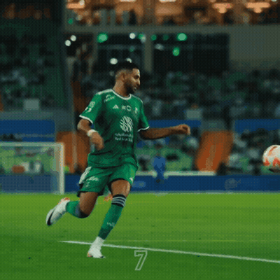 Soccer Player In Green Jersey Number 7 GIF