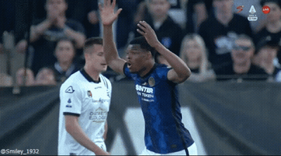 Soccer Player In Inter Jersey GIF