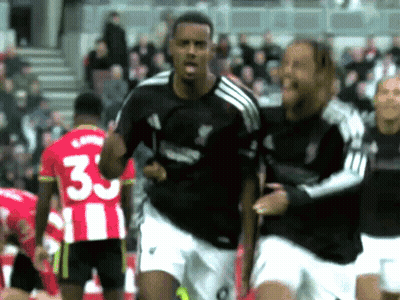 Soccer Player In Jersey Number 33 GIF