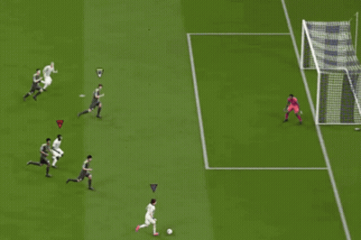 Soccer Player In Number 15 Jersey Running GIF