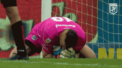 Soccer Player In Pink Jersey Number 10 GIF