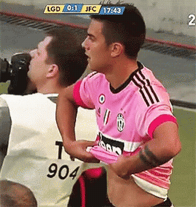 Soccer Player In Pink Jersey Number 904 GIF