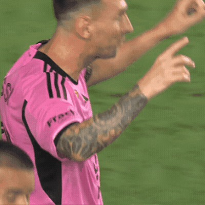 Soccer Player In Pink Jersey With Fract GIF