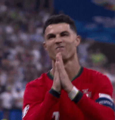 Soccer Player In Red Jersey Number 10 GIF