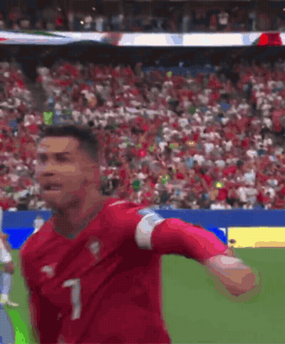 Soccer Player In Red Jersey Number 7 GIF