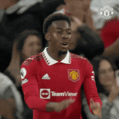 Soccer Player In Red Jersey With Teamviewe GIF