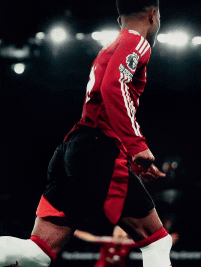 Soccer Player In Red Shirt Saying SNR GIF