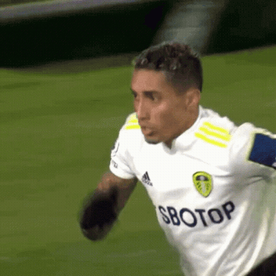 Soccer Player In Sbotop Shirt Running GIF