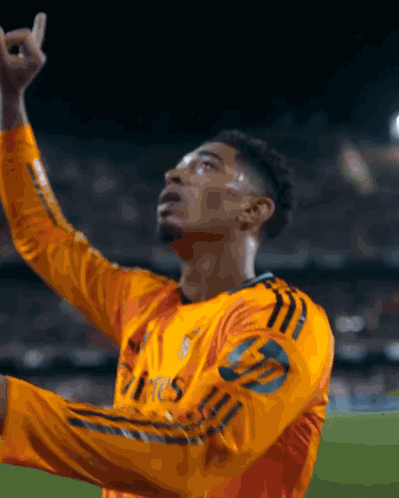Soccer Player In Yellow Jersey Number 5 GIF