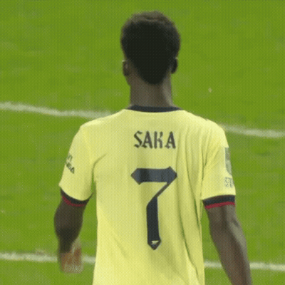 Soccer Player In Yellow Jersey Number 7 GIF